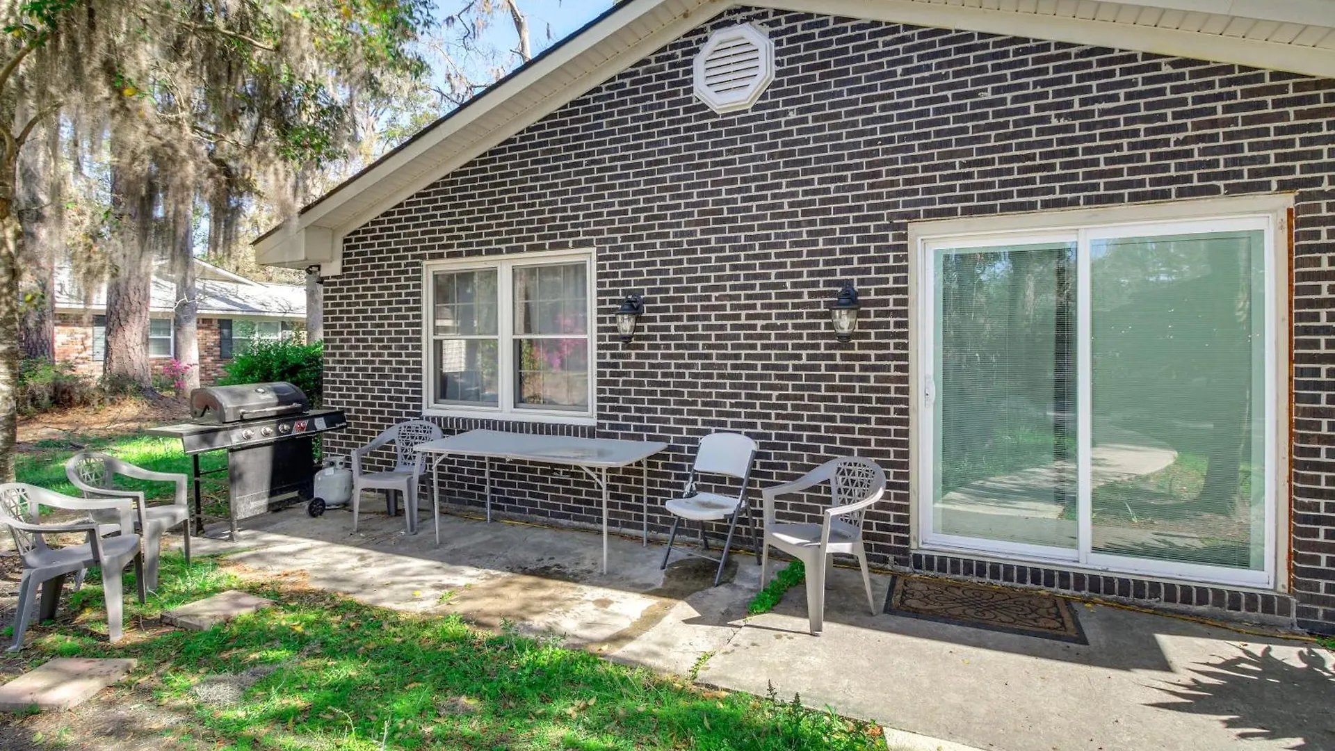 Holiday home 4 Mi To Savannah Home With Gazebo And Seasonal Pool! United States
